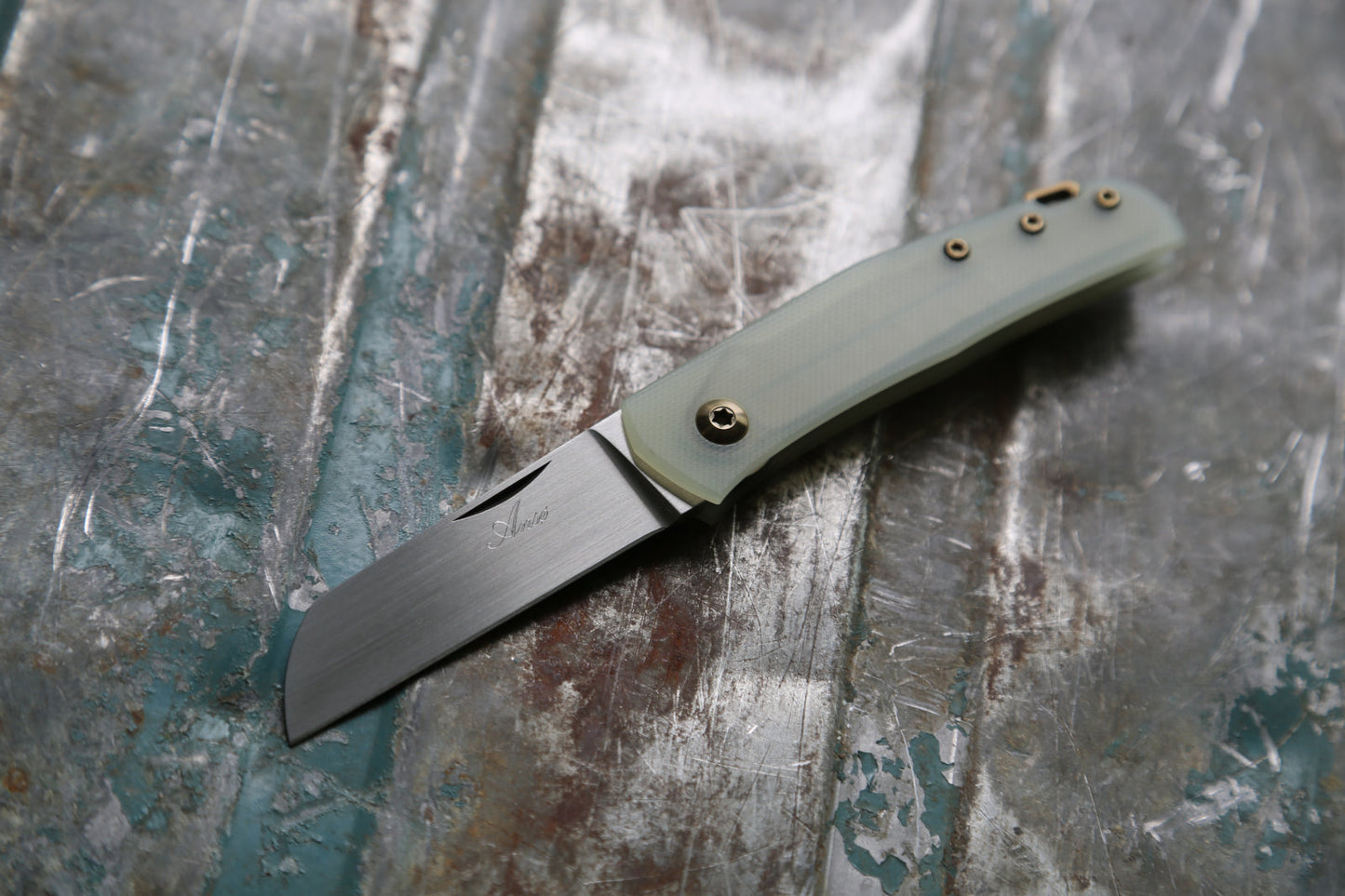 Monte Carlo x Jade G10