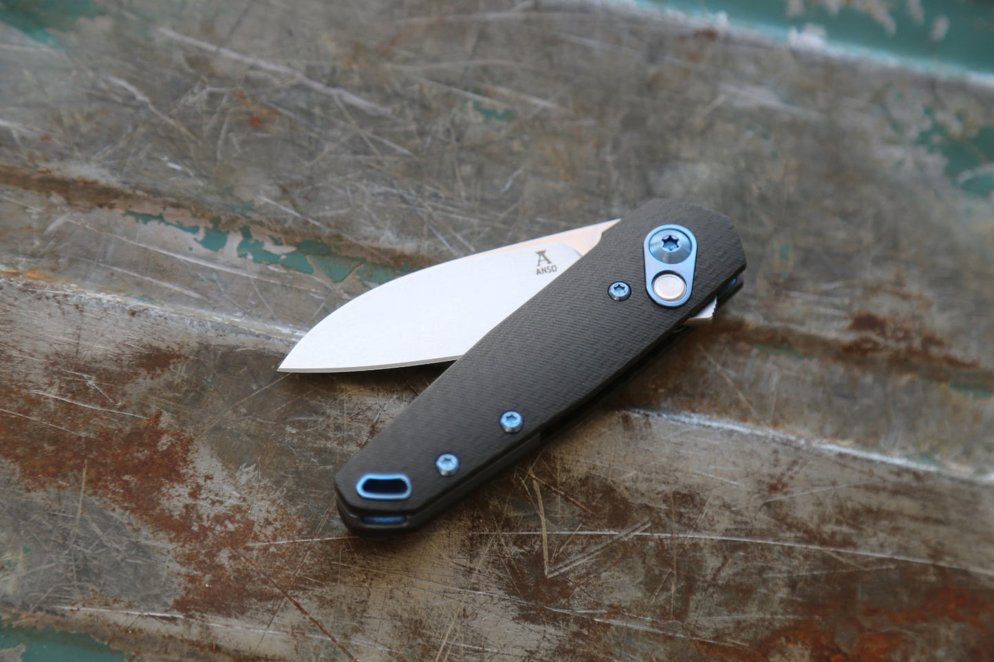 AROS x Carbon Fiber