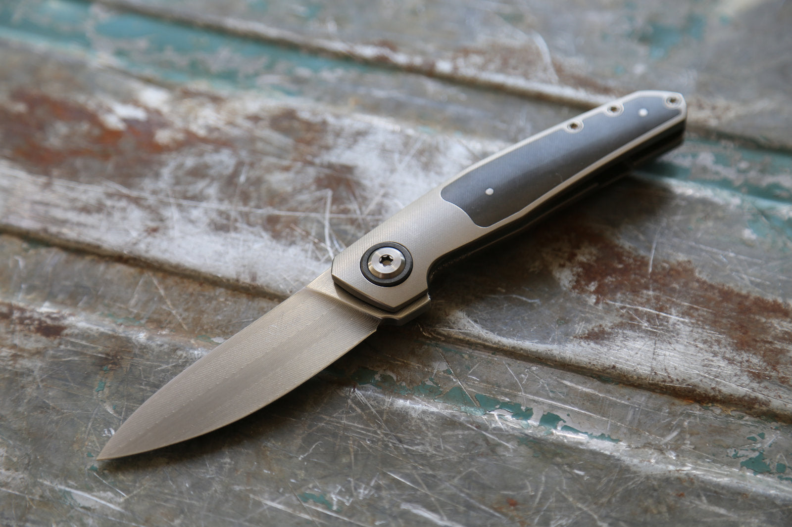 ISOLA x Herring Bone Damascus x Zirconium