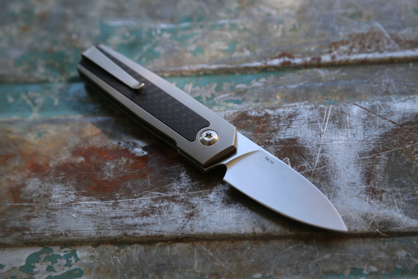 ARN x Carbon Fiber