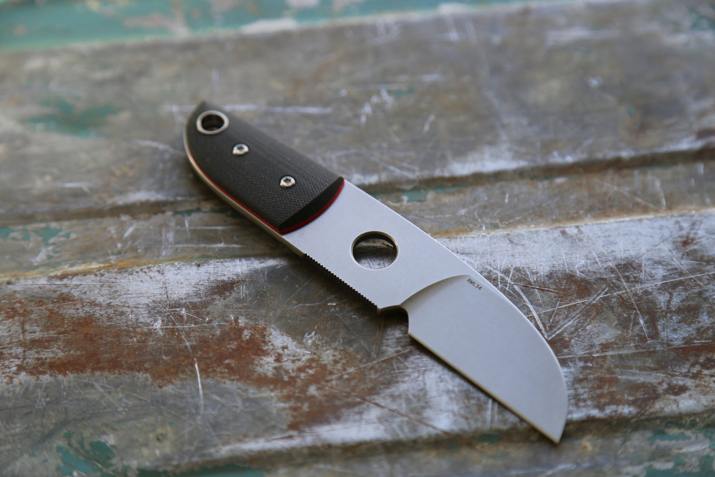 Sheepsfoot x Black/Red G10