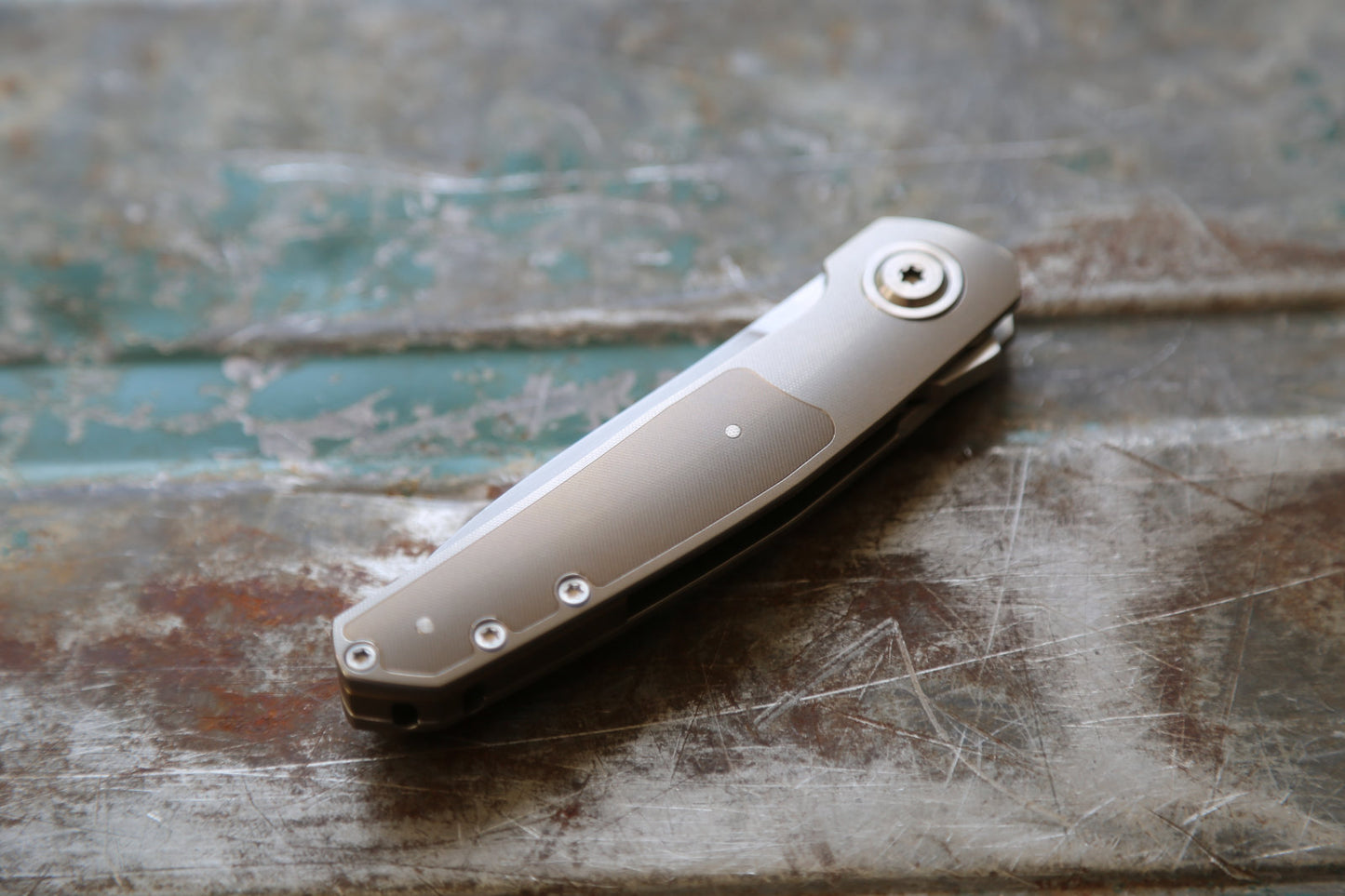 ISOLA x Amber Titanium Inlay