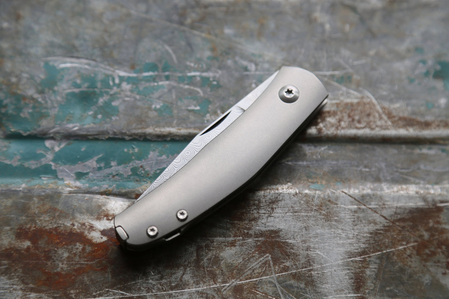 CASlNO x Damasteel