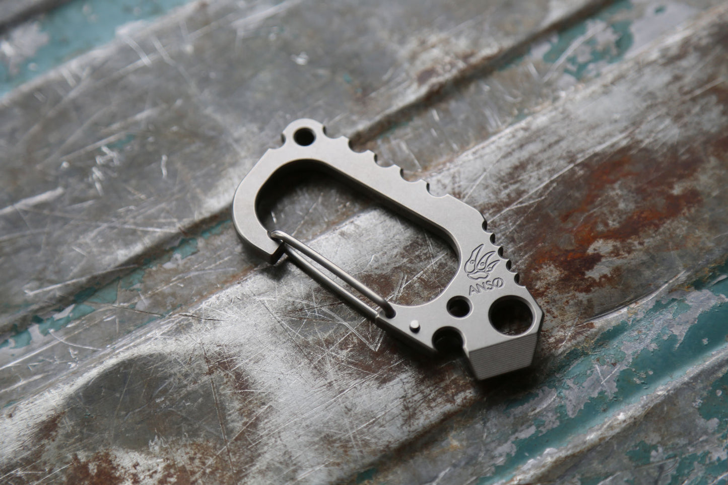 Carabiner V3 - Grey Titanium - 25 Years Limited Edition